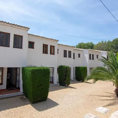 Bungalow Con Piscina En Moraira